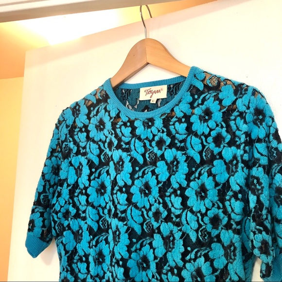 TATYANA short sleeve blue floral sweater with mesh - Picture 3 of 7